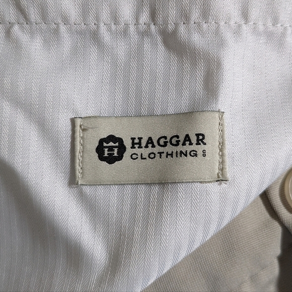Haggar Classic Flat Front Chino Dress Shorts in Tan/Cream Size 42 Waist - Picture 2 of 6